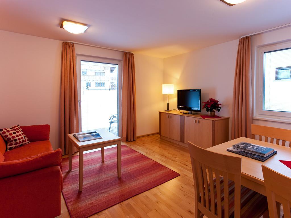 Ferienwohnung Haus Sebastian Lech am Arlberg Zimmer foto